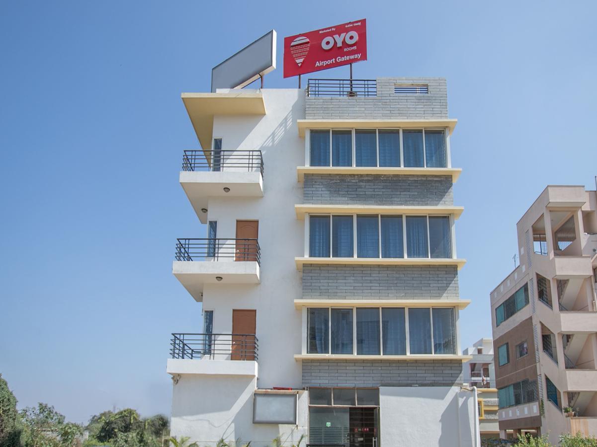 Oyo 10822 Hotel Airport Comfort Yelahanka Exterior photo